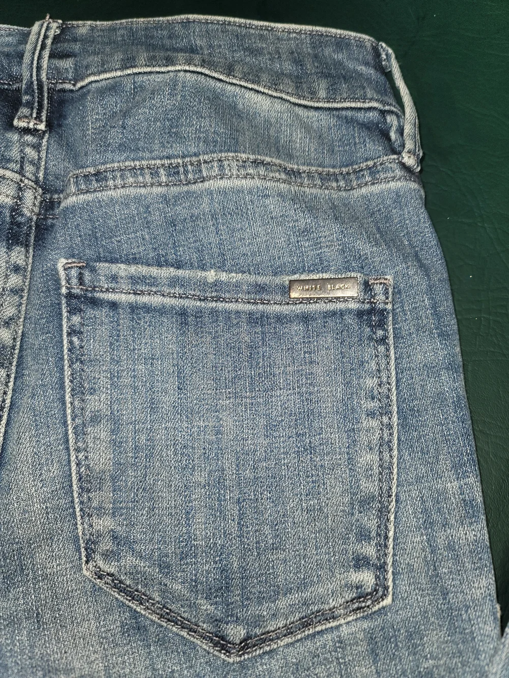 Light Wash Embroidered Skinny Jeans - Women - Picture 7 of 9